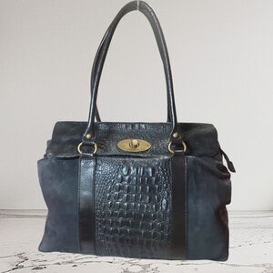 BORSE IN PELLE Elegant Black SUEDE AND  Croc-Embossed Handbag EUC MADE IN ITALY